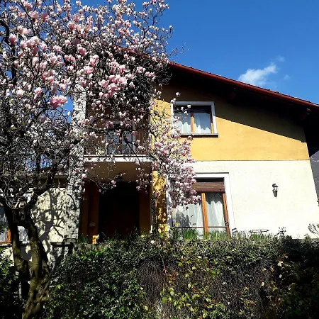 La Tana Affittacamere Lenno